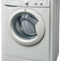 Indesit IWSC 5105 / 5кг, 1000об